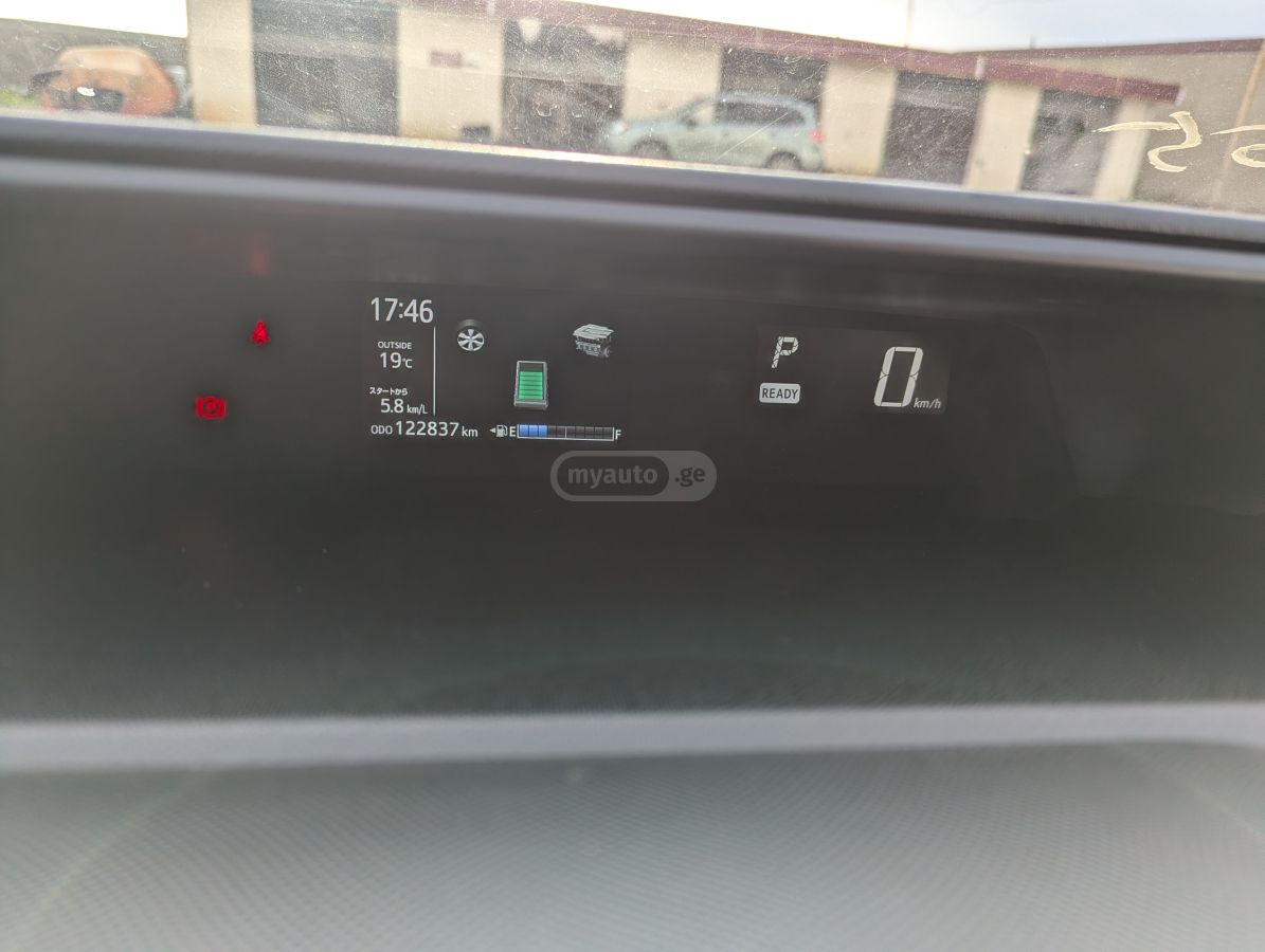 Toyota Aqua - фото 13