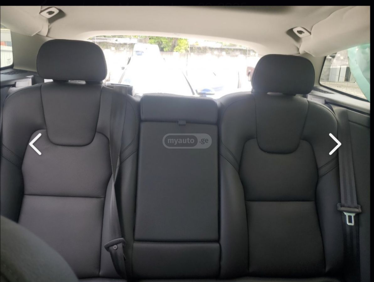 Volvo XC 60 - фото 12