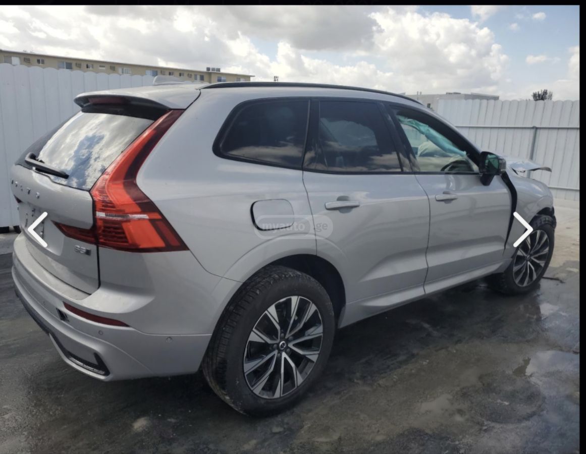 Volvo XC 60 - фото 2