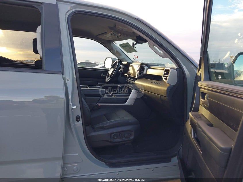 Toyota Tundra - фото 5