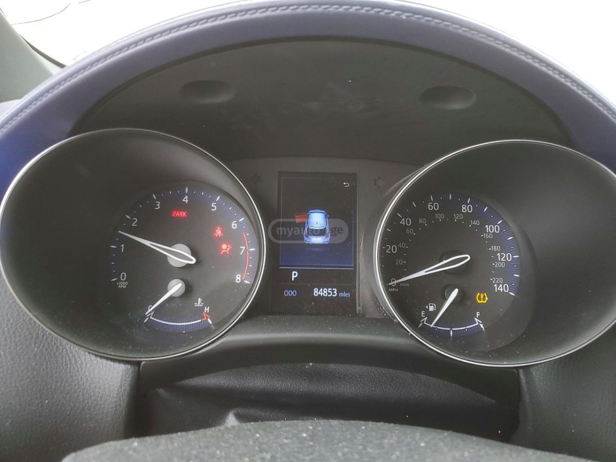 Toyota CHR - фото 9