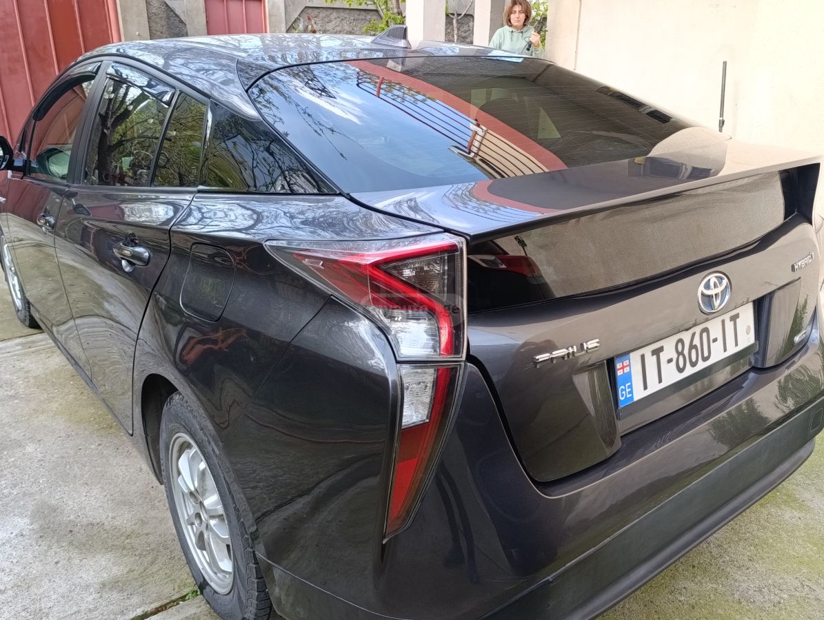 Toyota Prius - фото 10