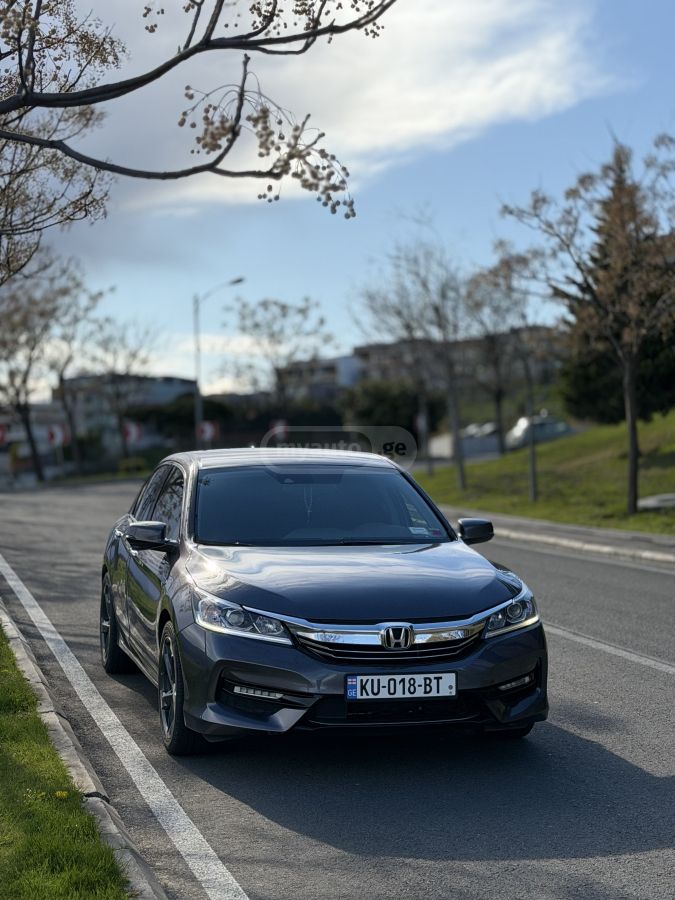 Honda Accord - фото 2
