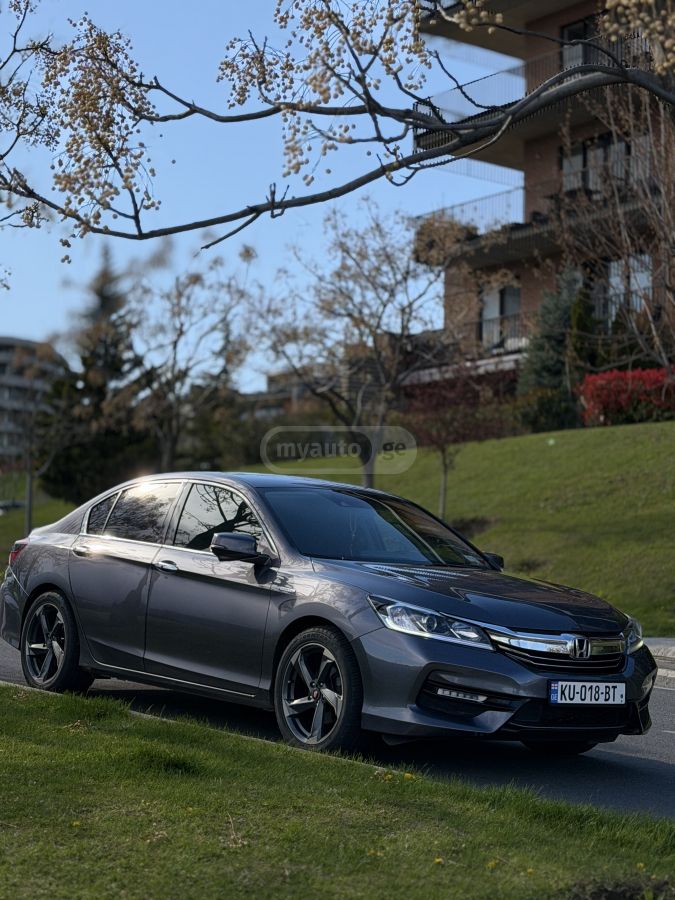 Honda Accord - фото 3