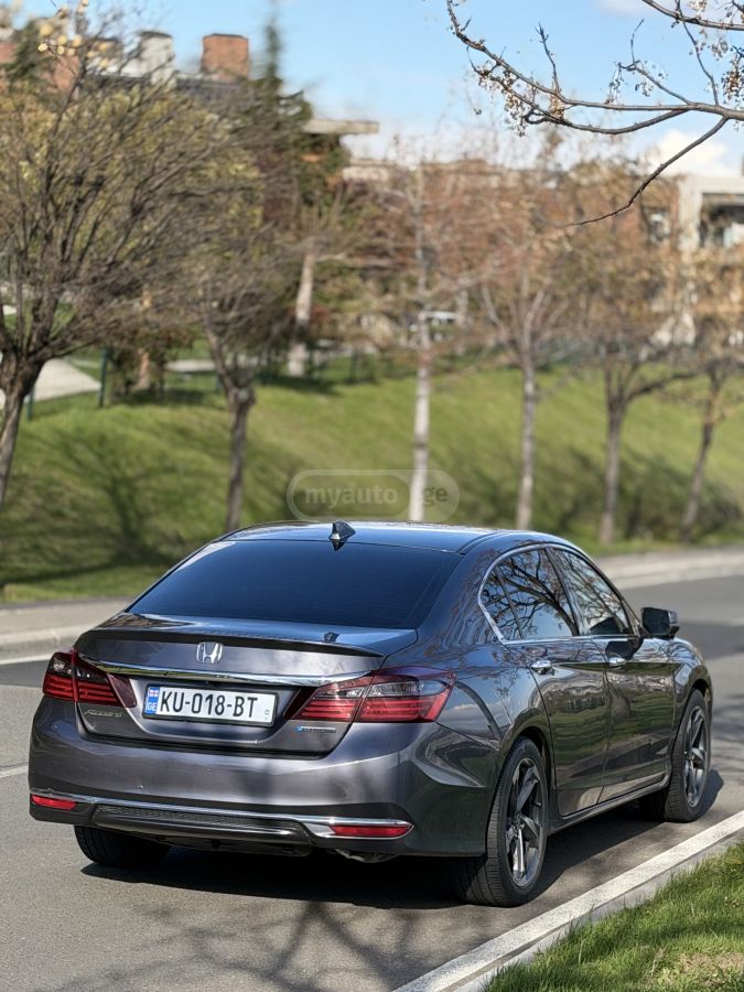 Honda Accord - фото 6