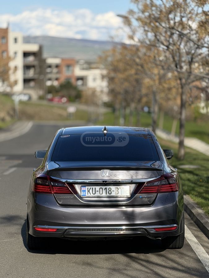 Honda Accord - фото 7