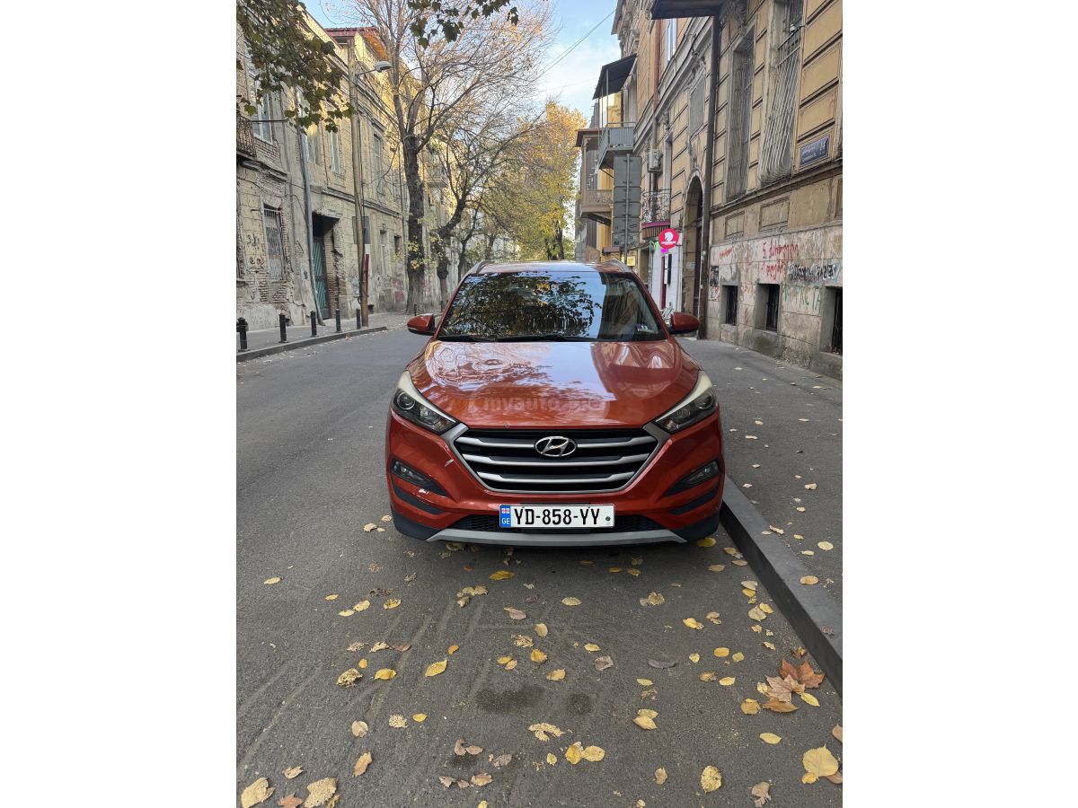 Hyundai Tucson - фото 1