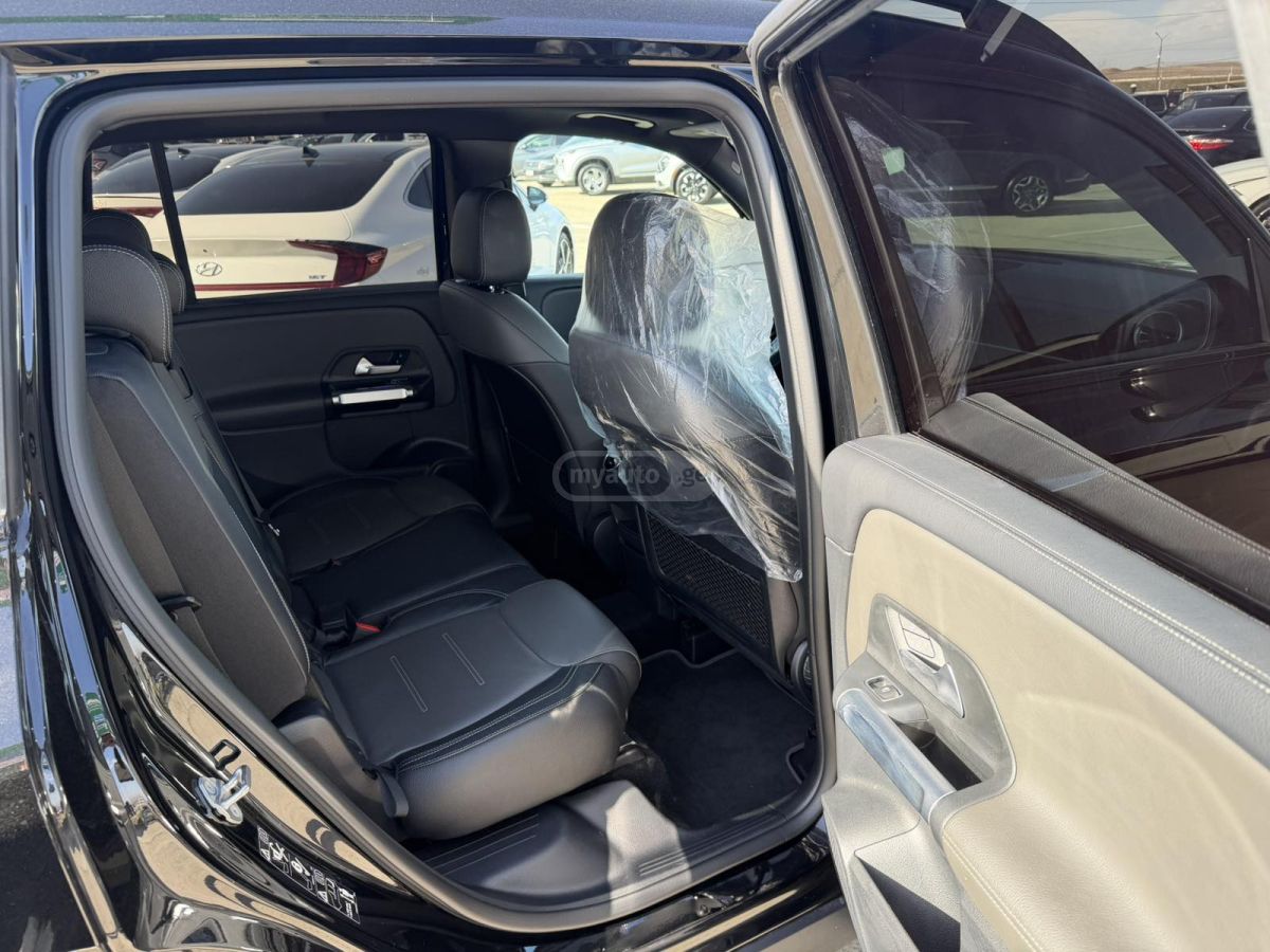 Mercedes-Benz Base GLB 250 4dr All-Wheel Dri — миниатюра 7