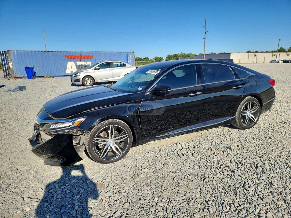Honda Accord - фото 1