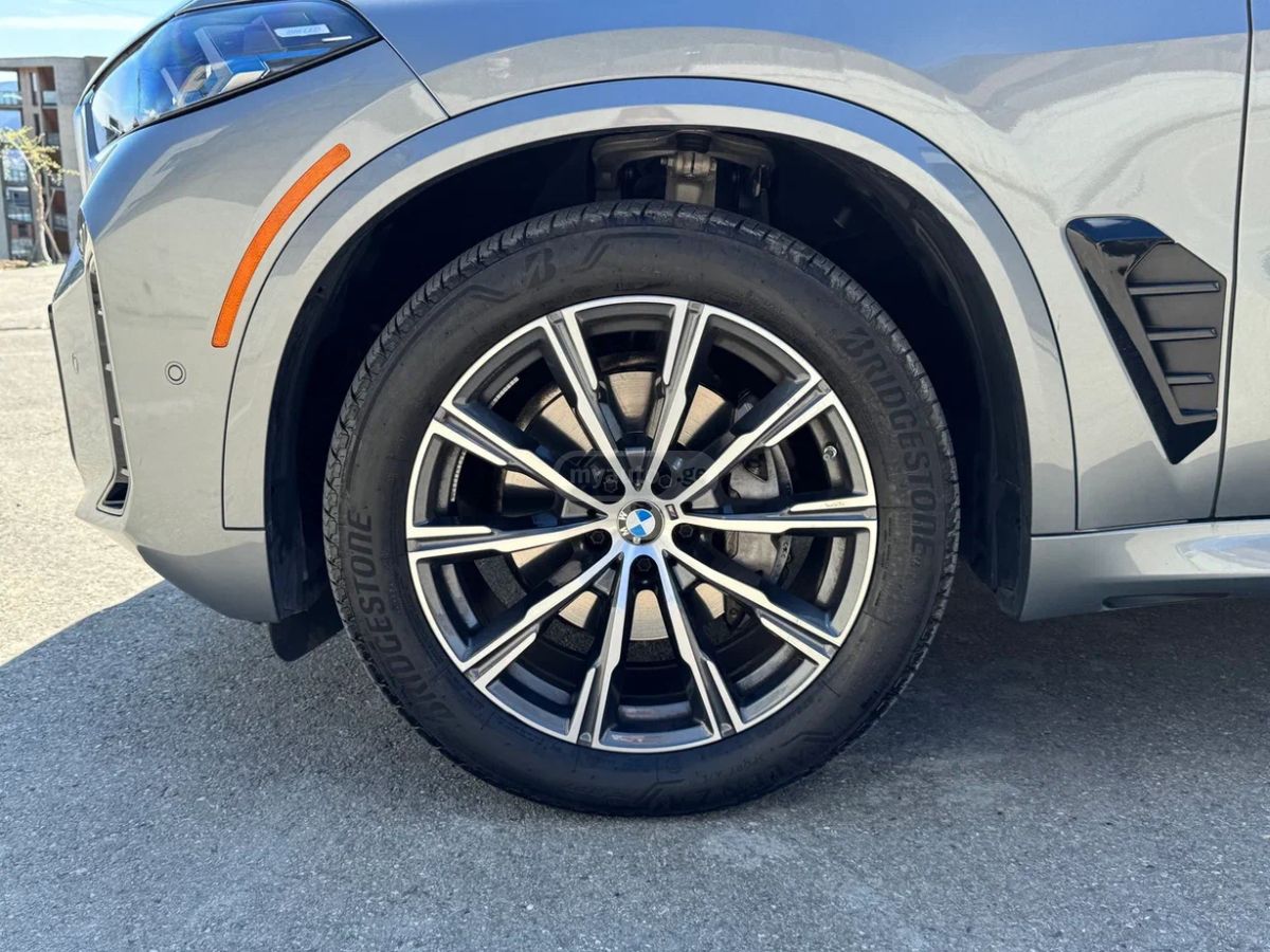 BMW X5 - фото 14