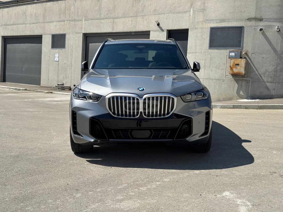 BMW X5 - фото 2