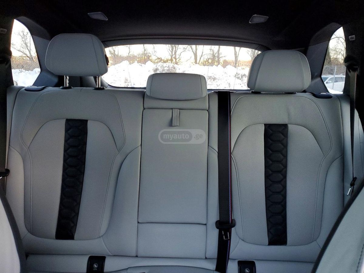 BMW X5 M 2021 — миниатюра 10