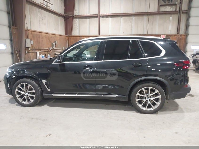 BMW XDRIVE40I — миниатюра 3