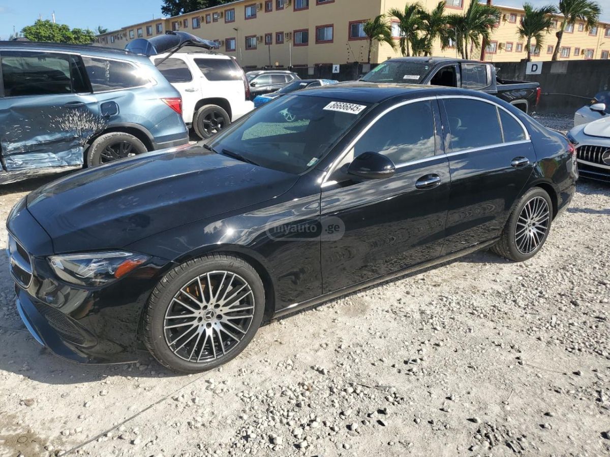 Mercedes-Benz C 300 - фото 1