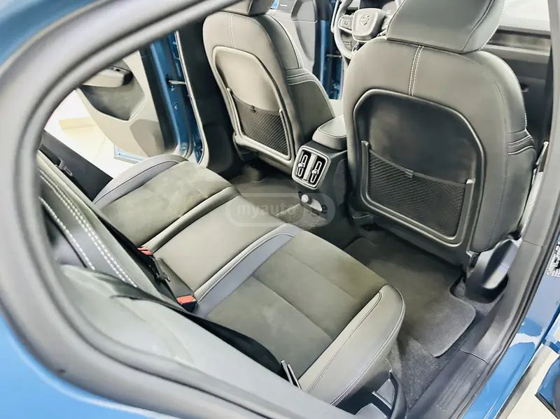 Volvo C40 2024 — миниатюра 10