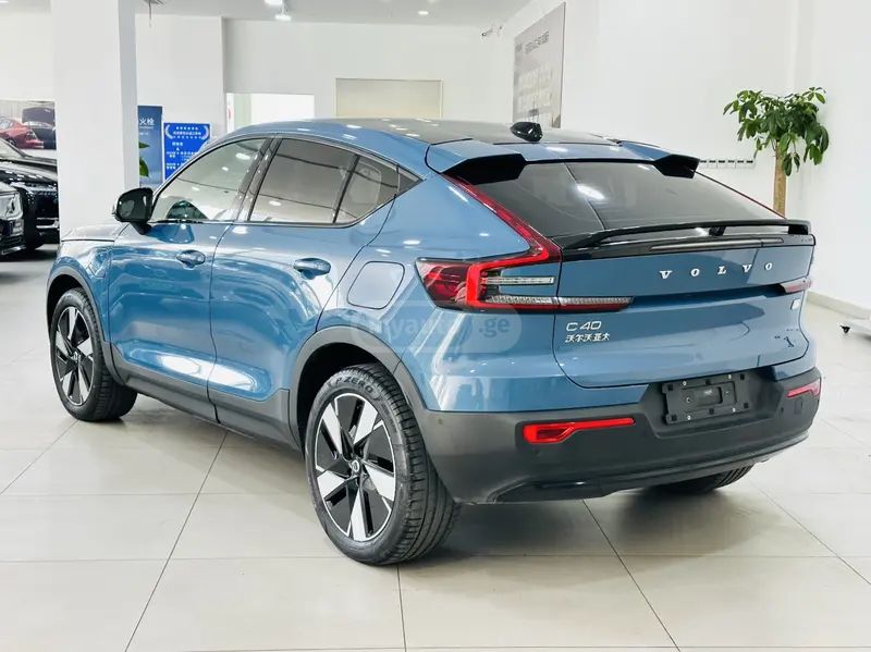 Volvo C40 2024 — миниатюра 4
