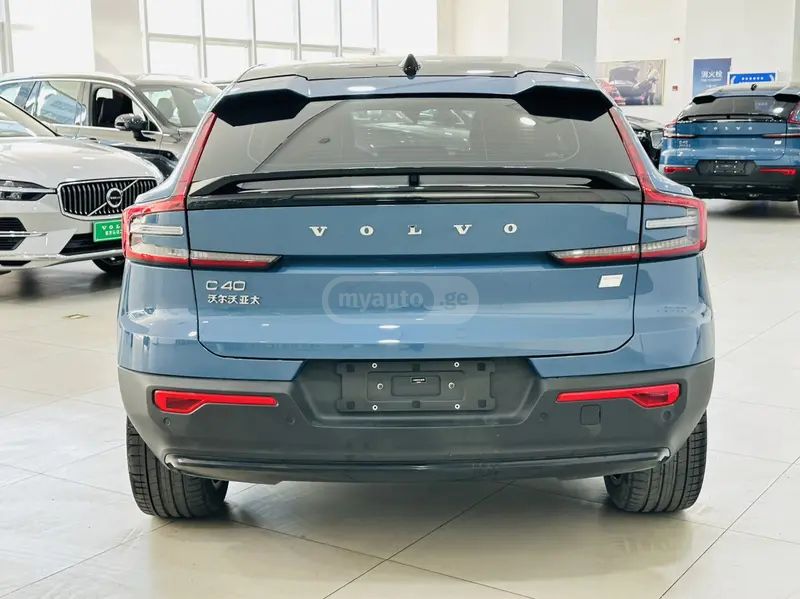 Volvo C40 2024 — миниатюра 5