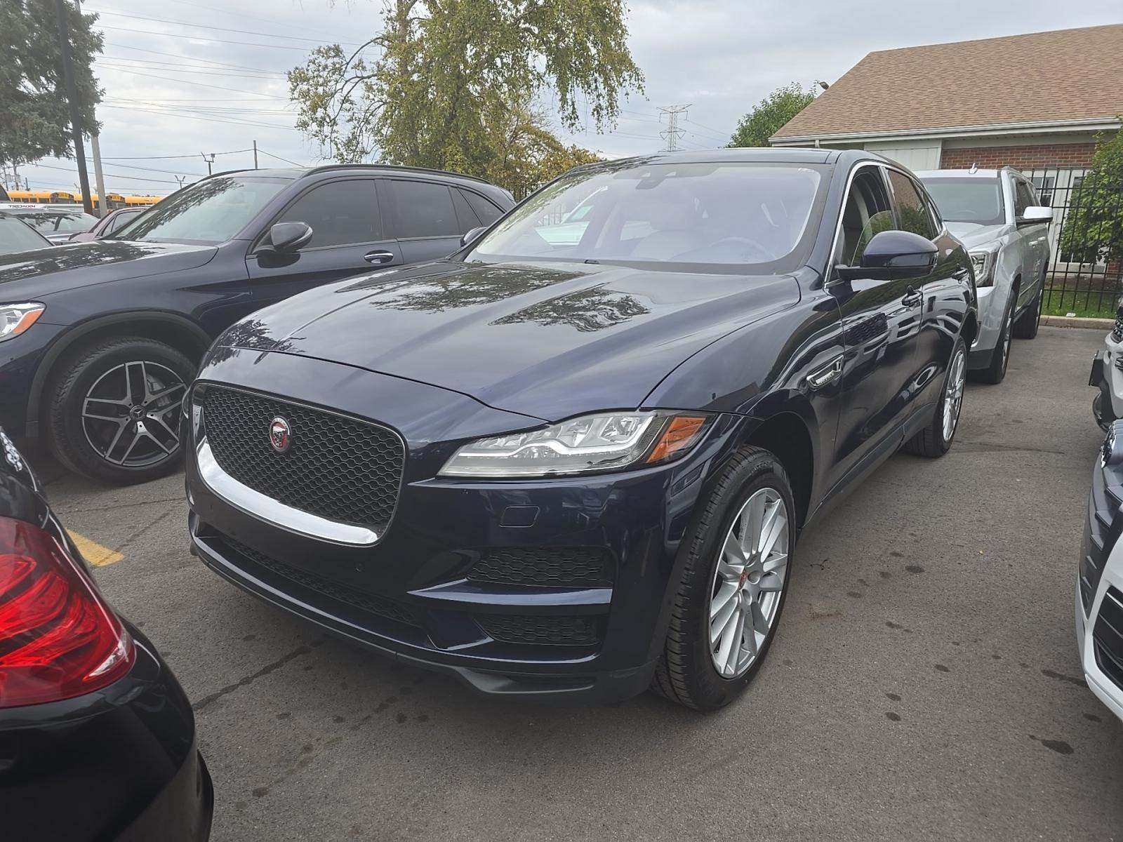 Jaguar F-pace
