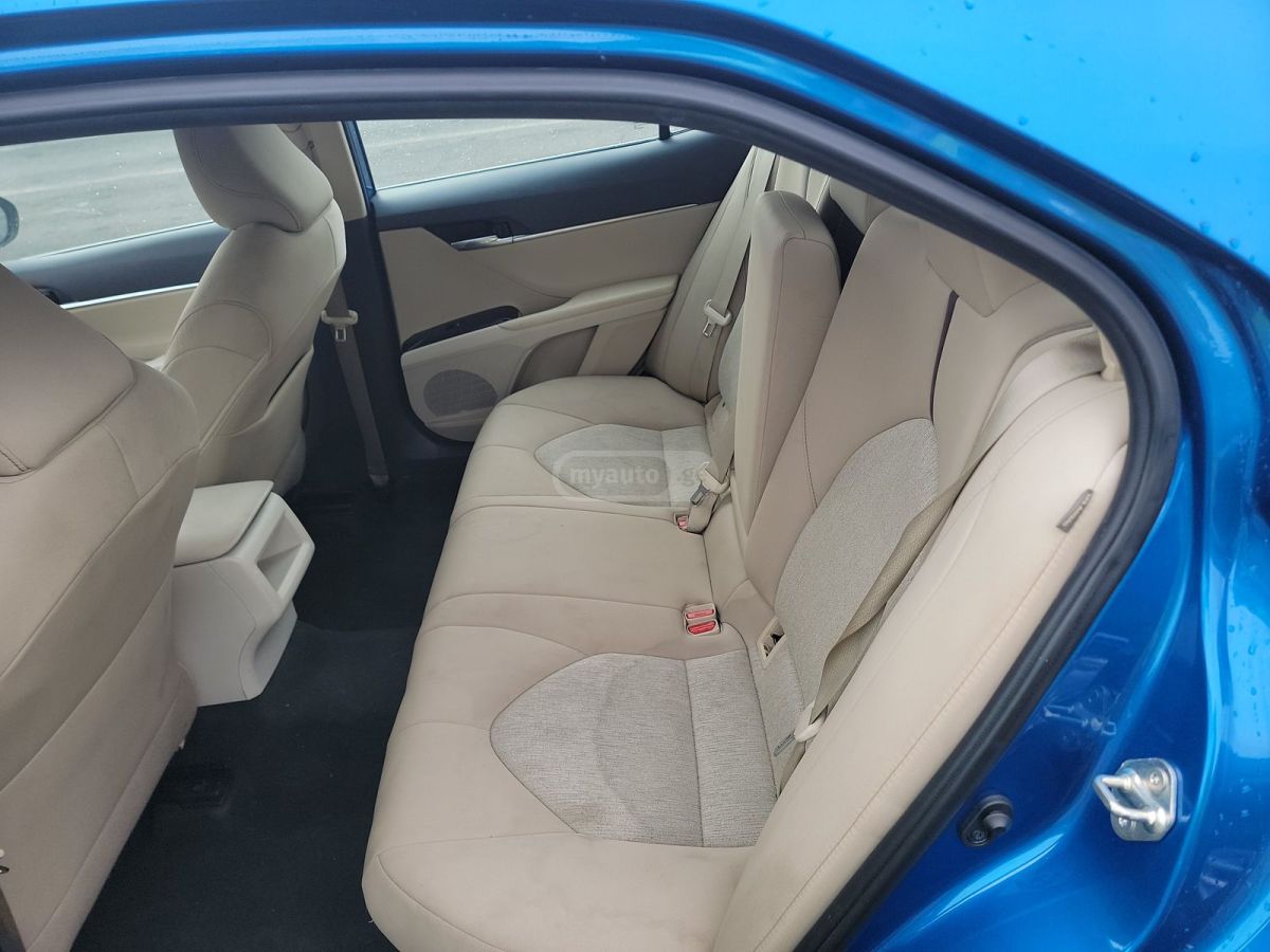 Toyota Camry - фото 9