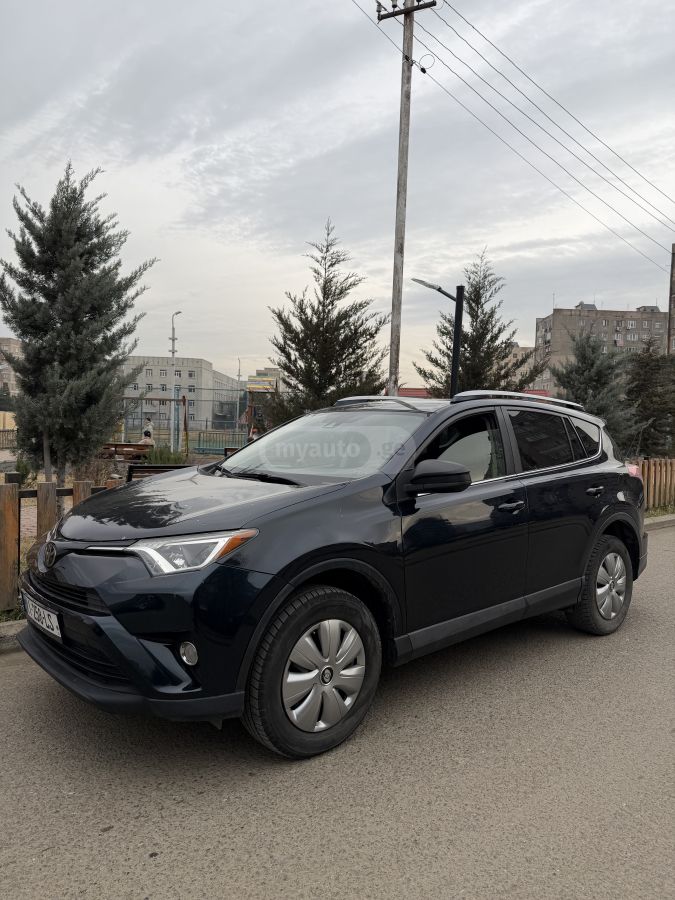 Toyota RAV 4 - фото 3