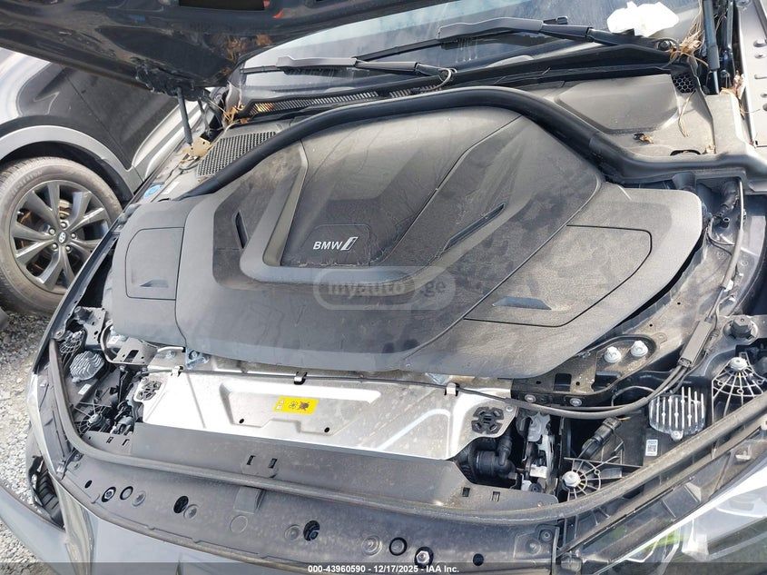 BMW eDrive35 4dr Rear-Wheel Drive — миниатюра 10