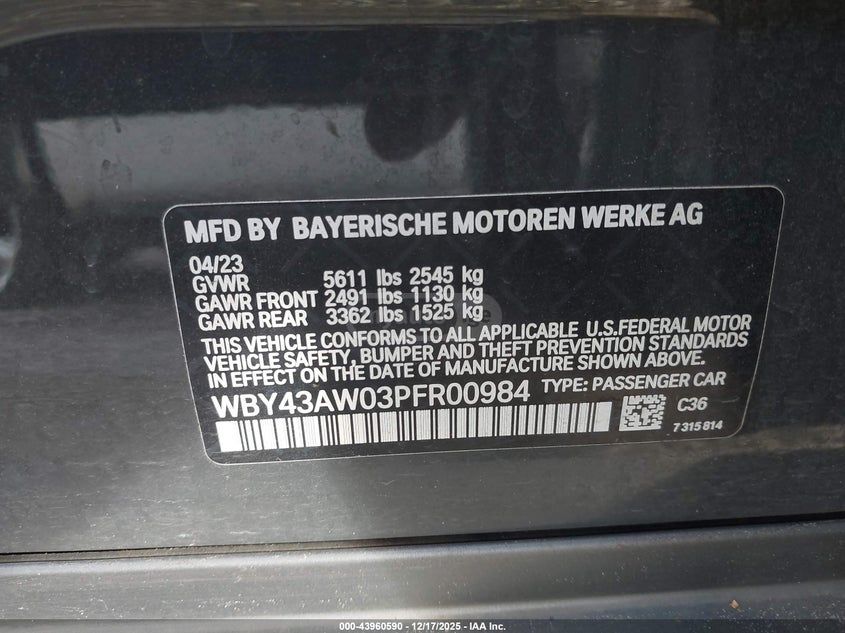 BMW eDrive35 4dr Rear-Wheel Drive — миниатюра 9