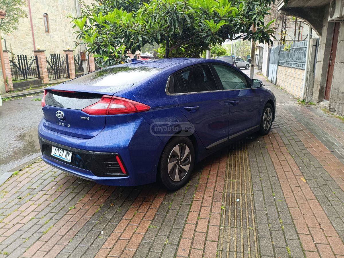 Hyundai Ioniq - фото 2