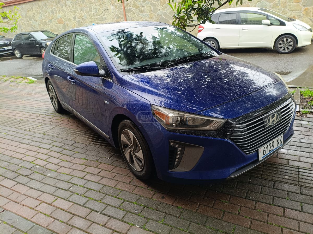 Hyundai Ioniq - фото 3