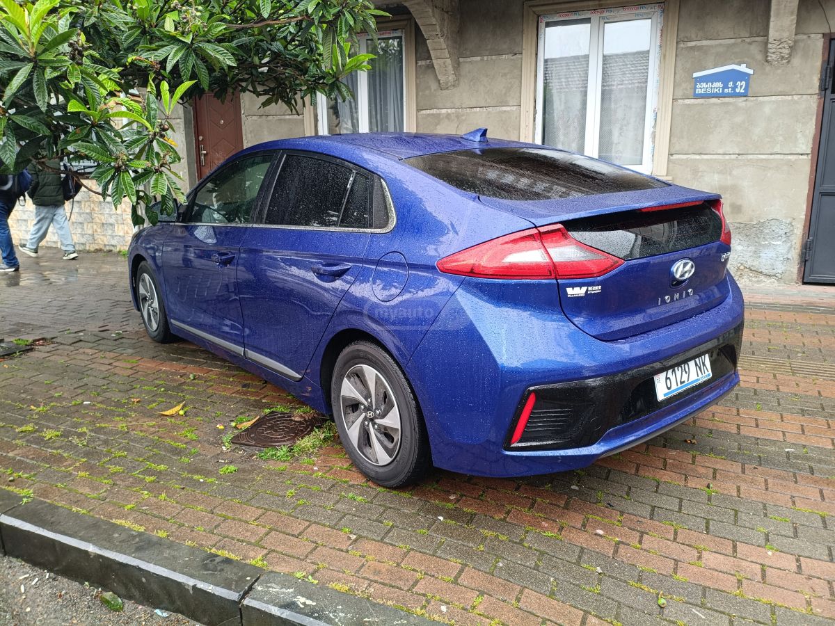 Hyundai Ioniq - фото 4