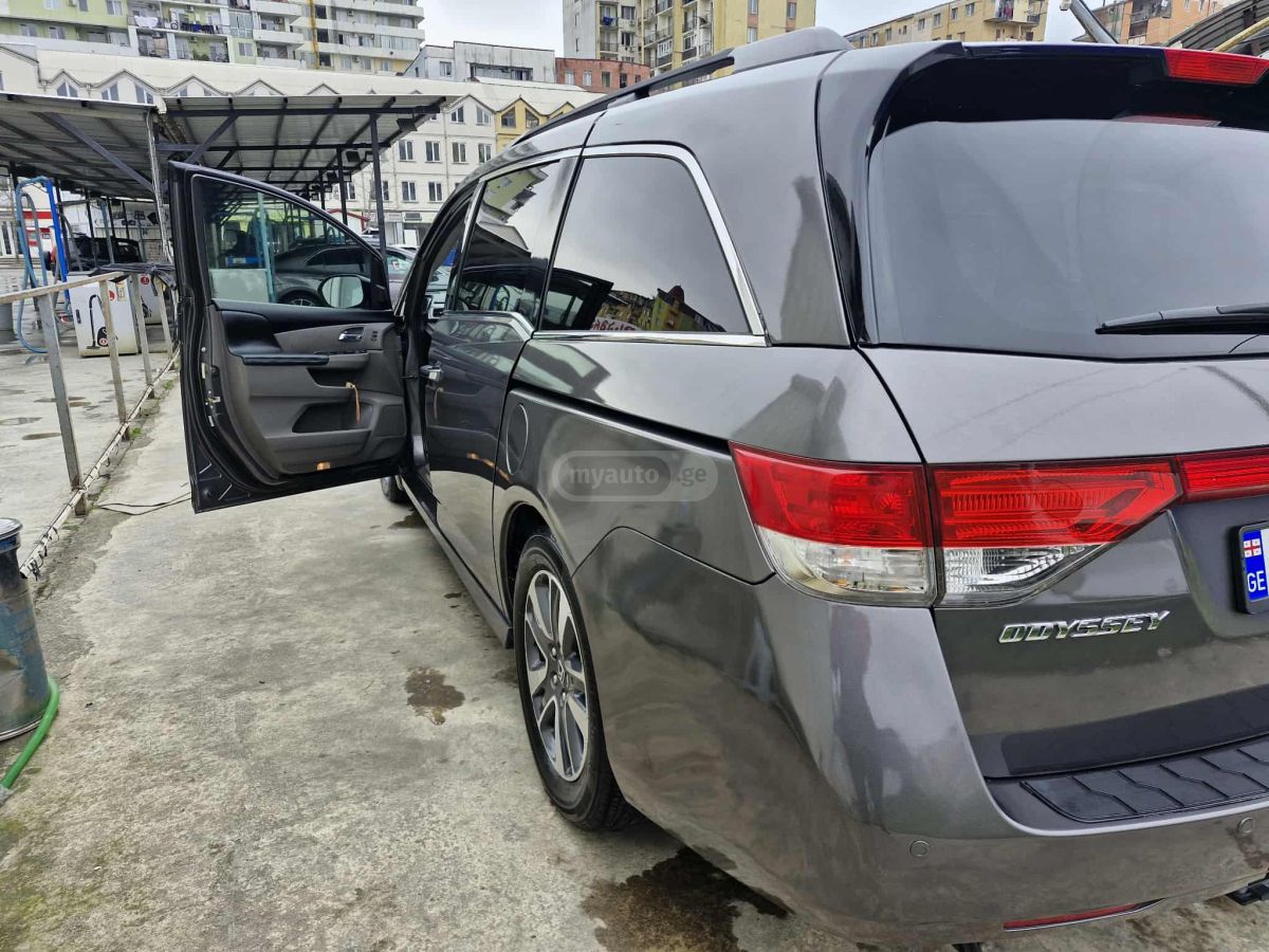 Honda Odyssey - фото 11