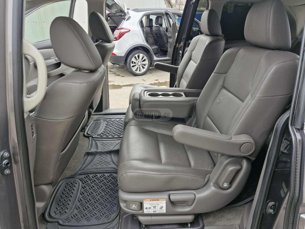 Honda Odyssey - фото 7