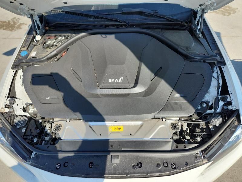 BMW i4 - фото 11