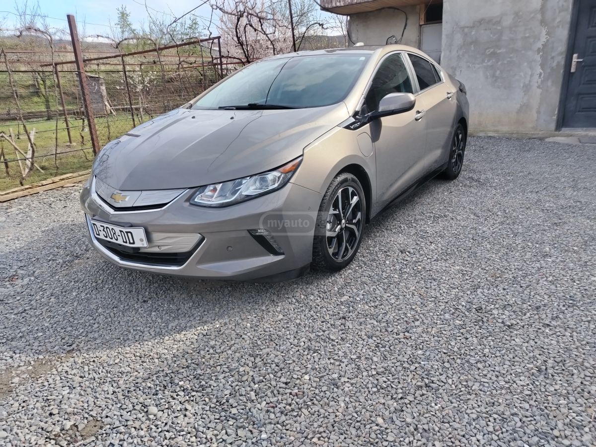 Chevrolet Volt - фото 1