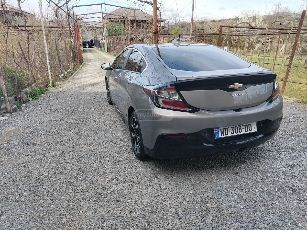 Chevrolet Volt - фото 6