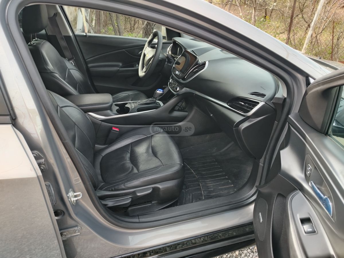 Chevrolet Volt - фото 8