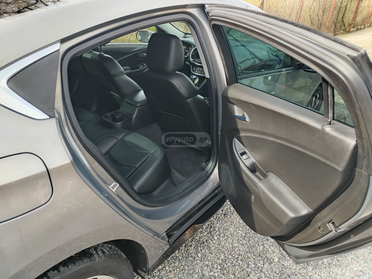 Chevrolet Volt - фото 9