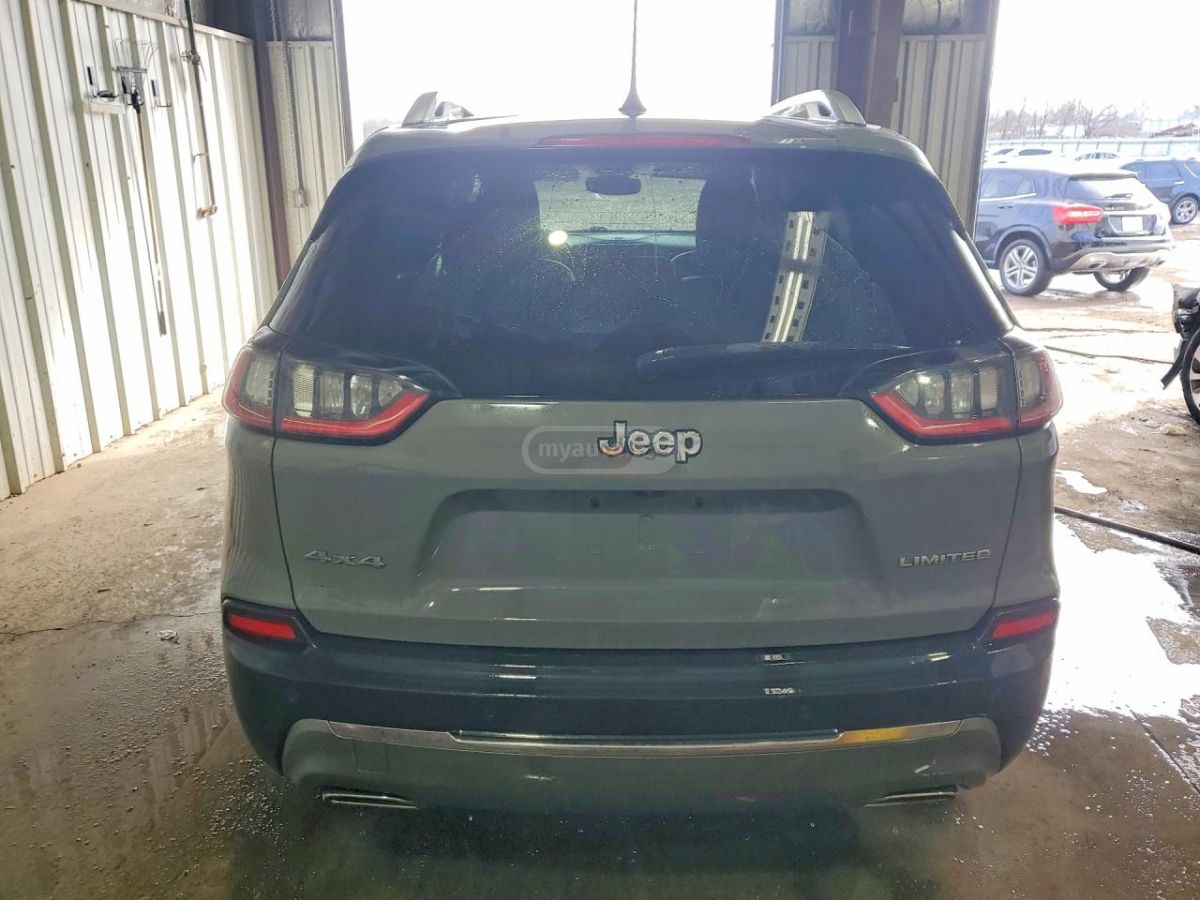 Jeep Cherokee - фото 6