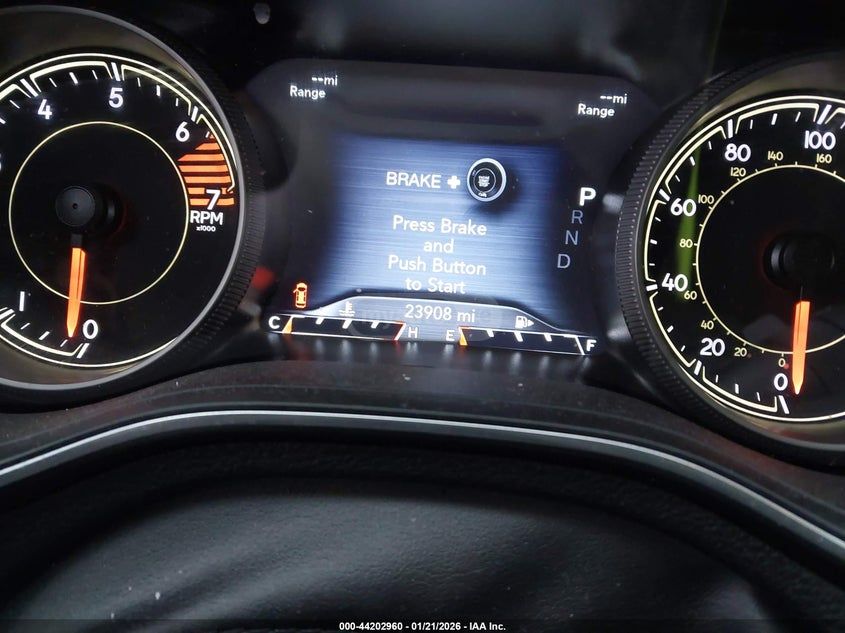 Jeep Altitude Lux 4dr 4x4 Automatic — миниатюра 7