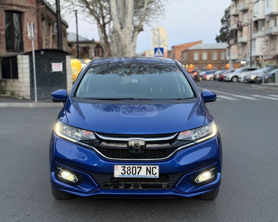 Honda FIT - фото 1