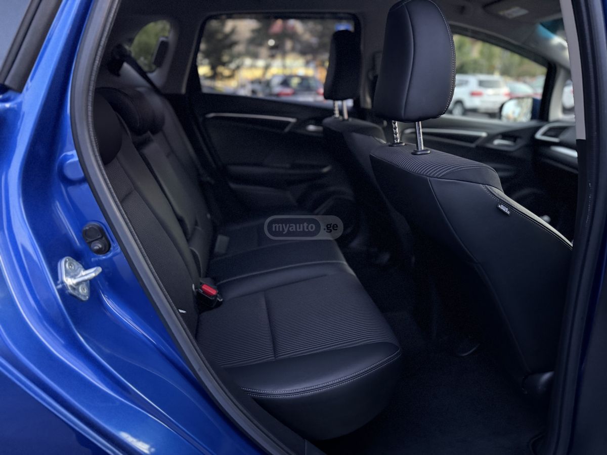 Honda FIT - фото 11