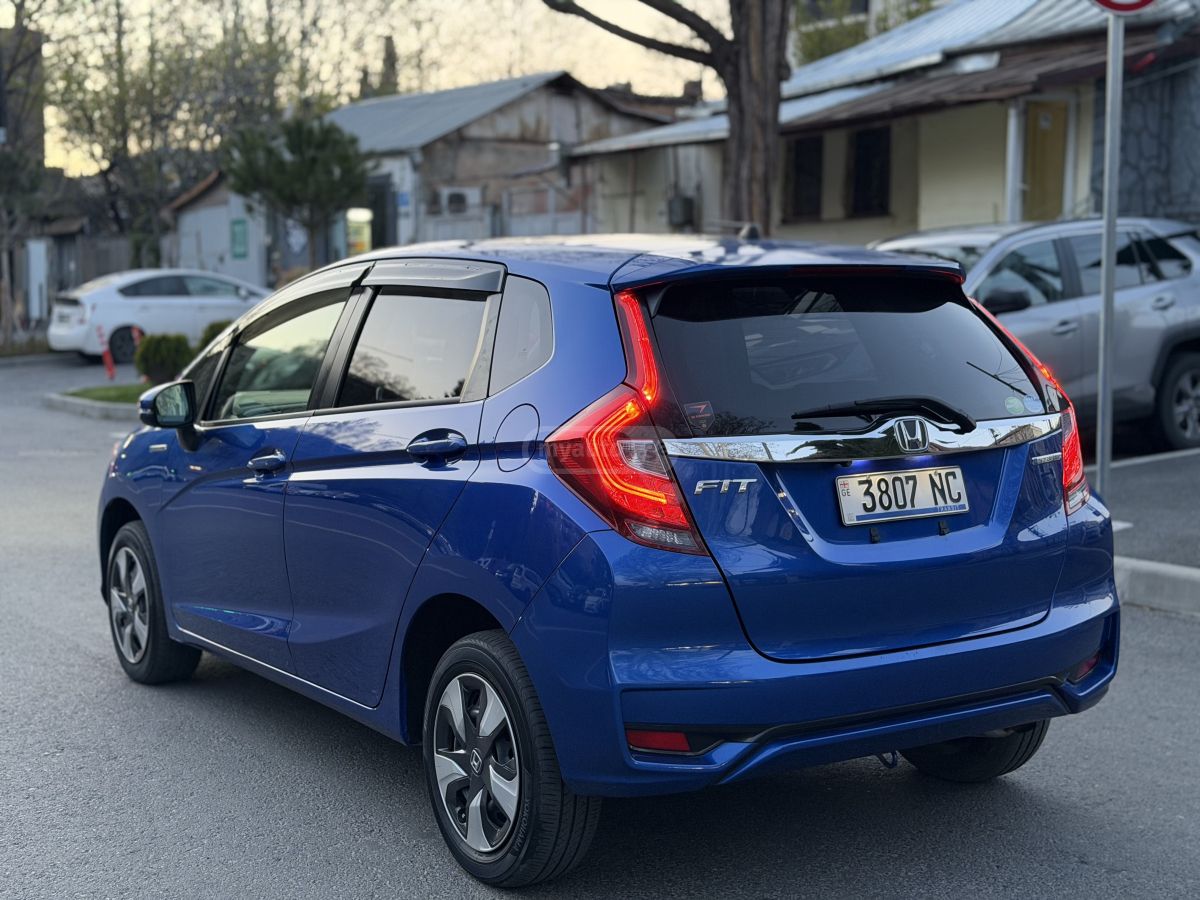 Honda FIT - фото 5