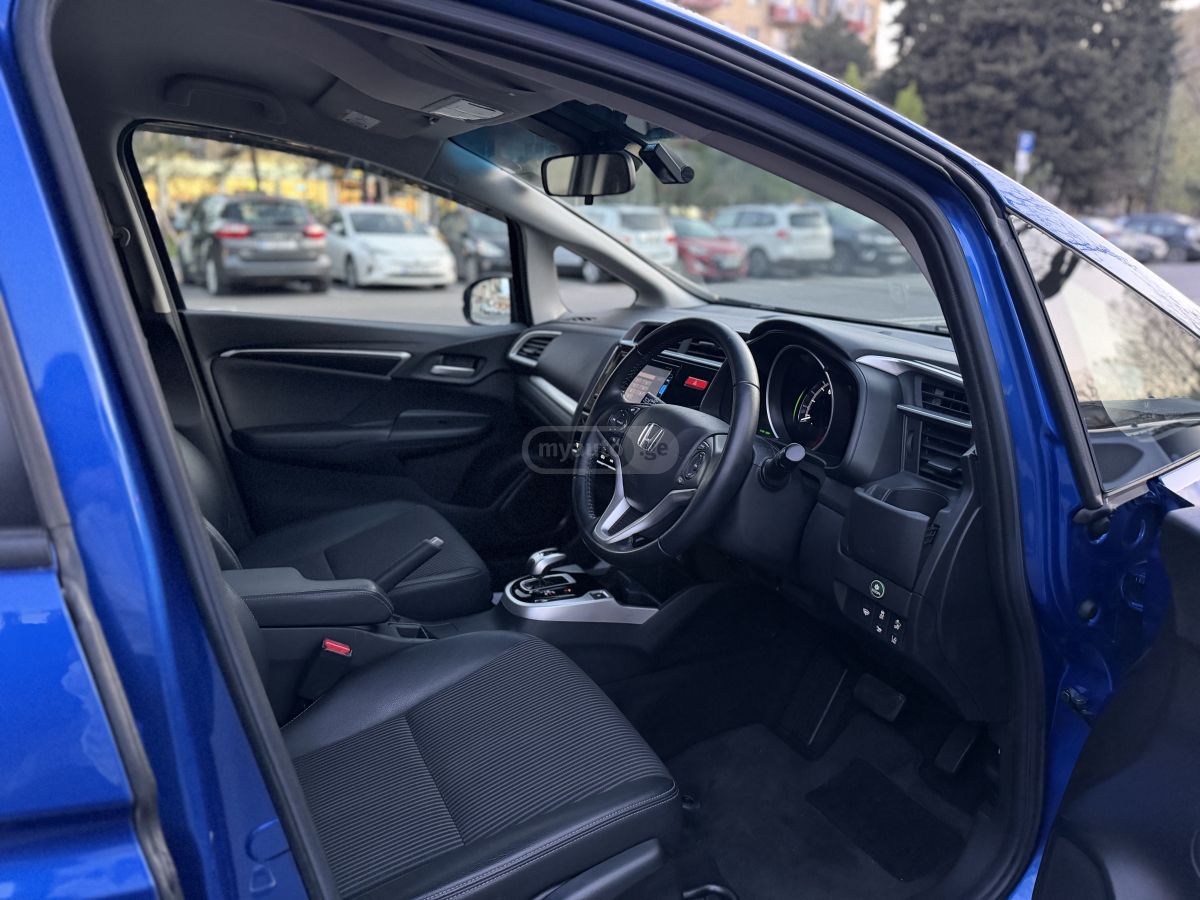 Honda FIT - фото 7