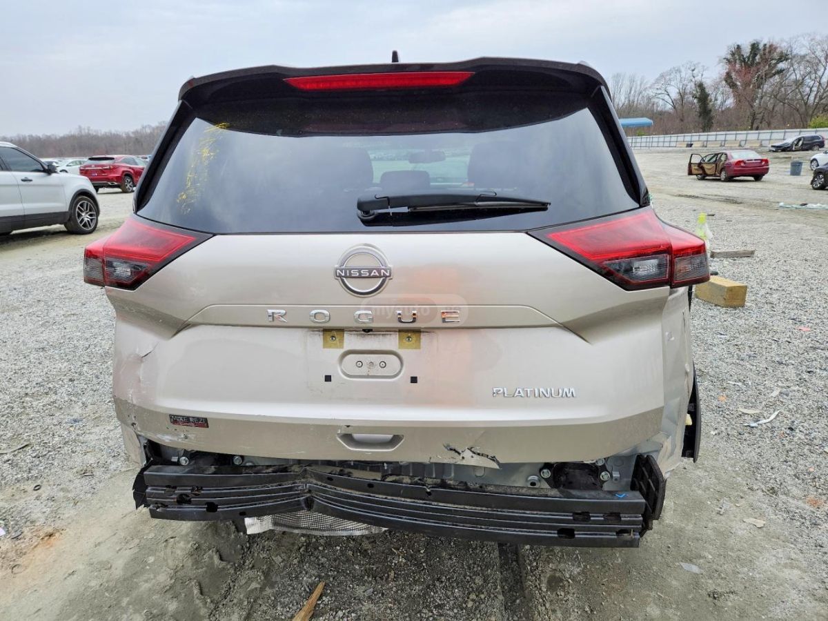 Nissan Rogue - фото 6