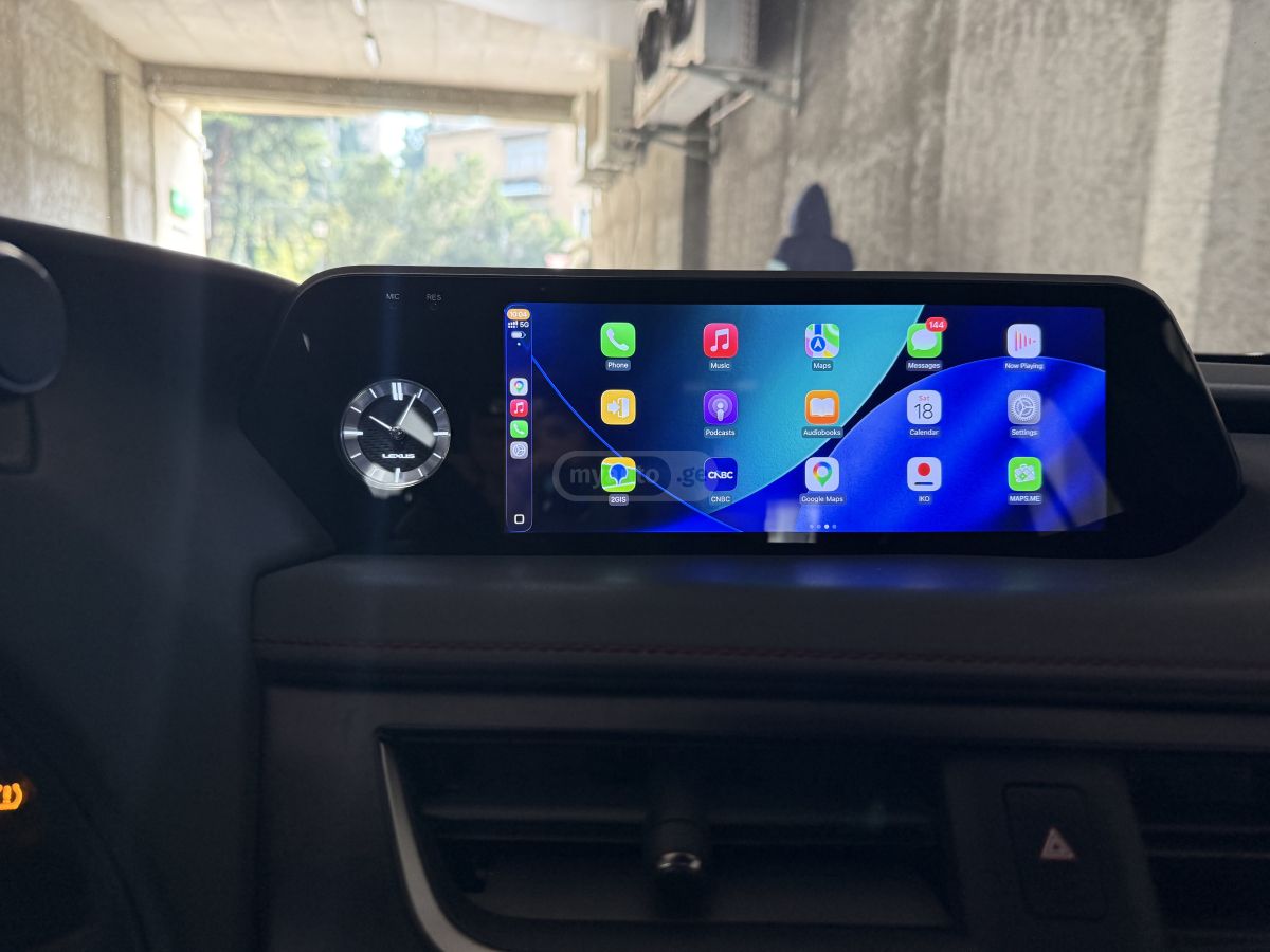 Lexus UX 250 h - фото 12