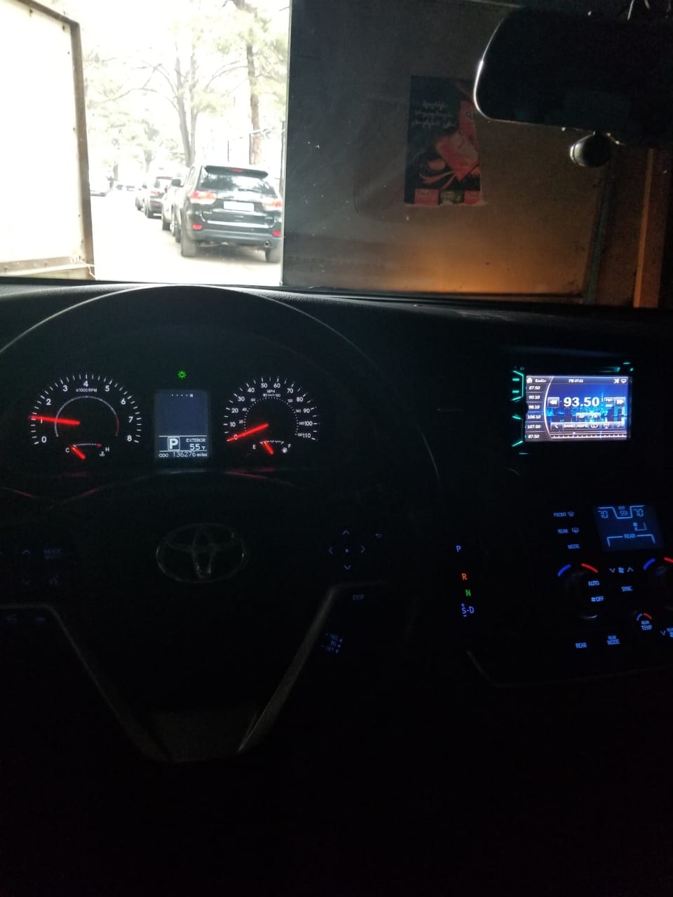 Toyota Sienna - фото 6