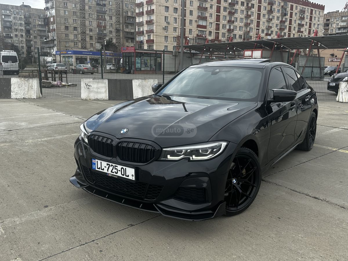 BMW 330 - фото 1