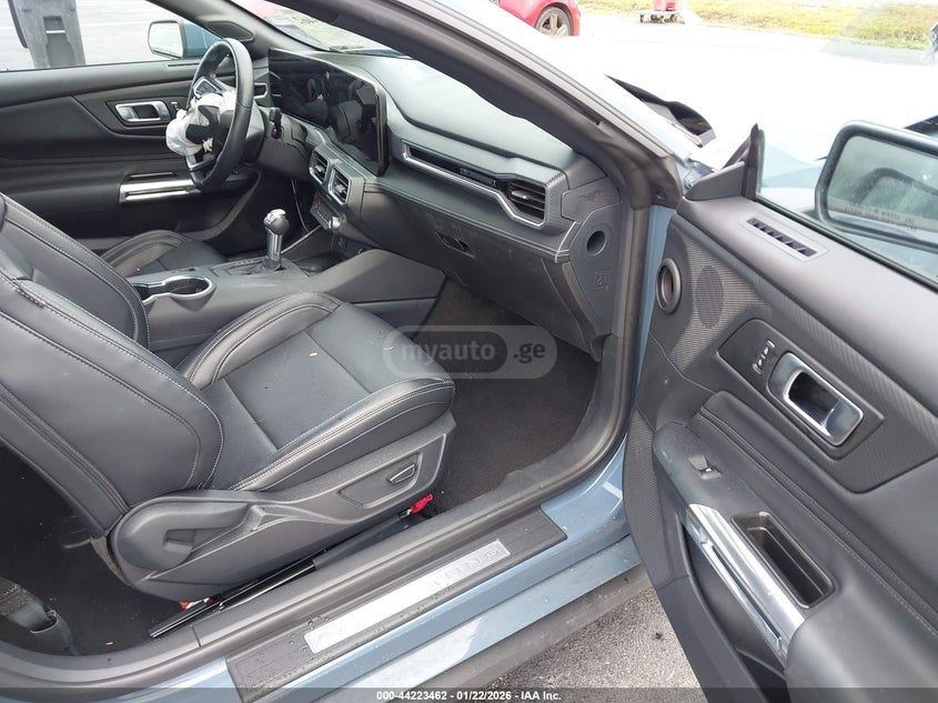 Ford Mustang 2025 — миниатюра 6