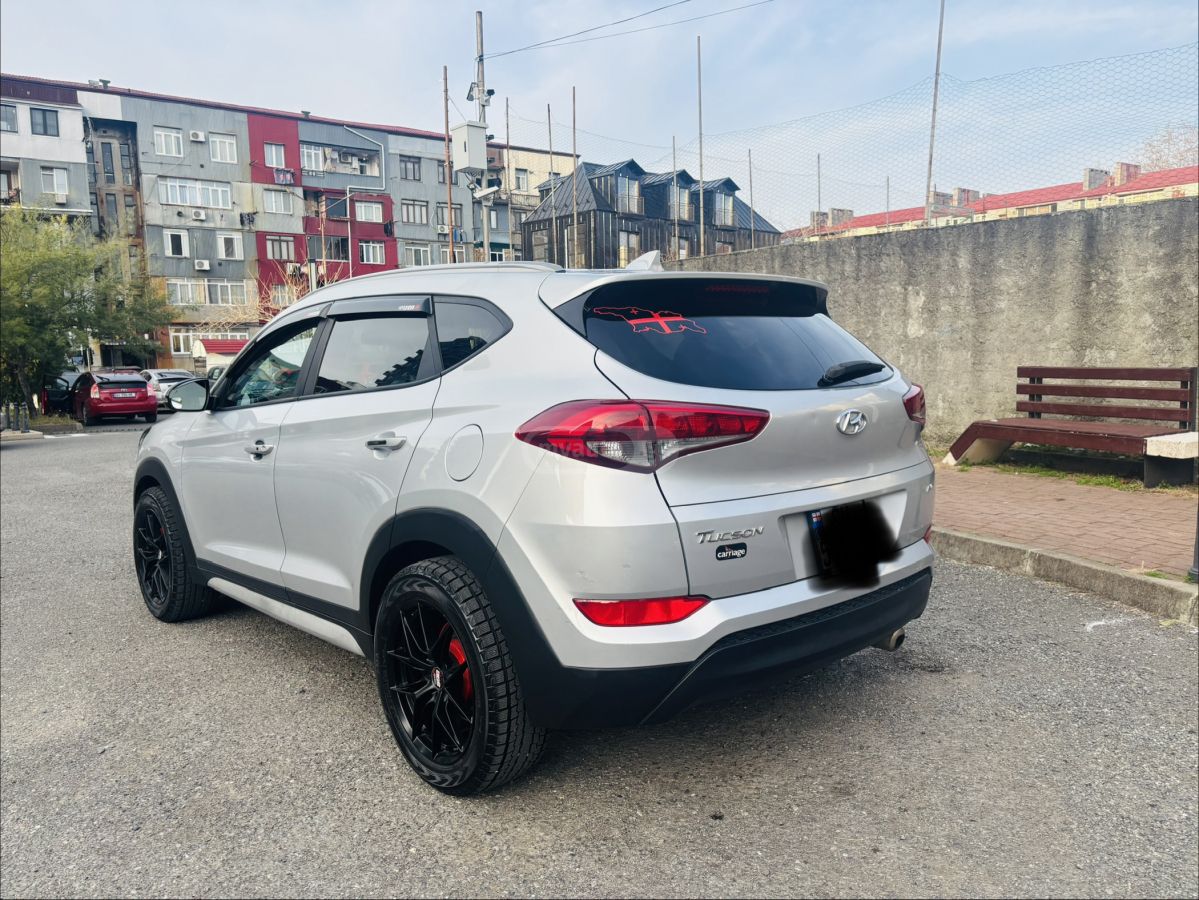 Hyundai Tucson - фото 12