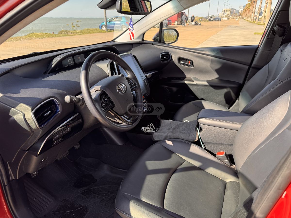 Toyota Prius - фото 7