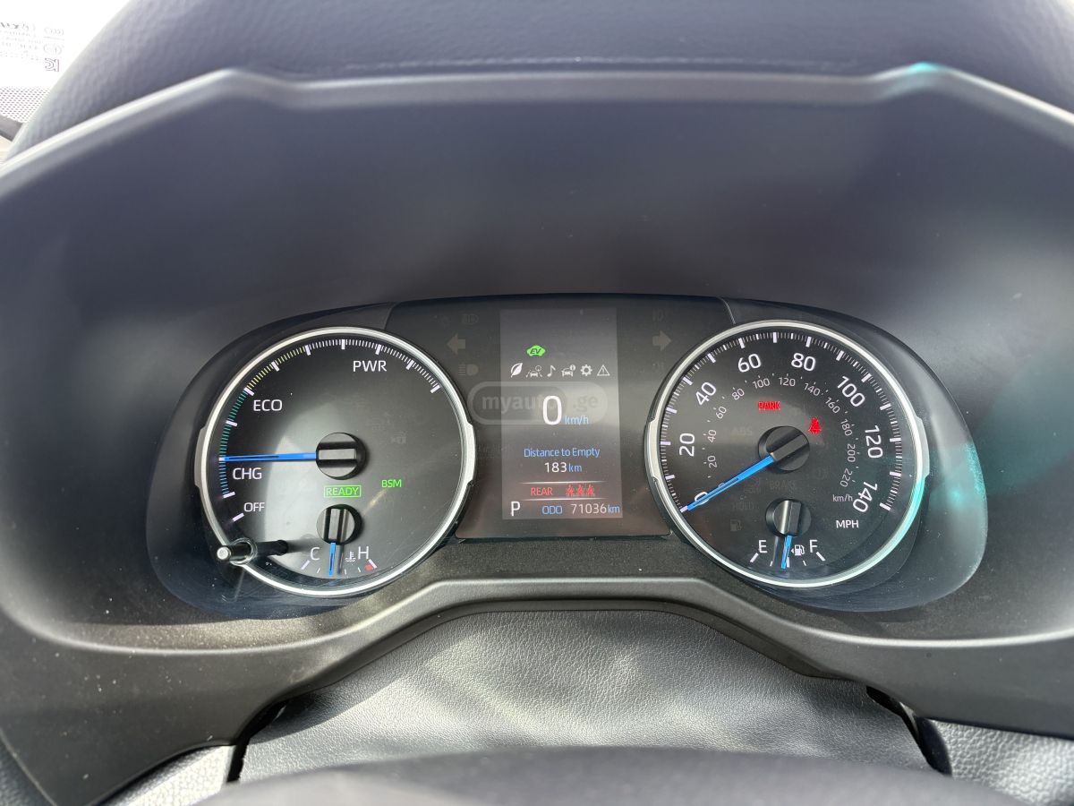 Toyota RAV 4 - фото 12